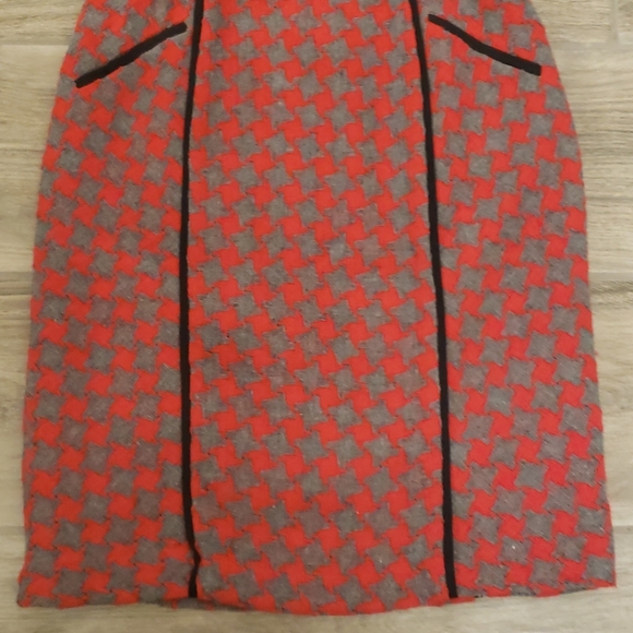 Knitted Red & Grey Dress - Picture 3 of 13